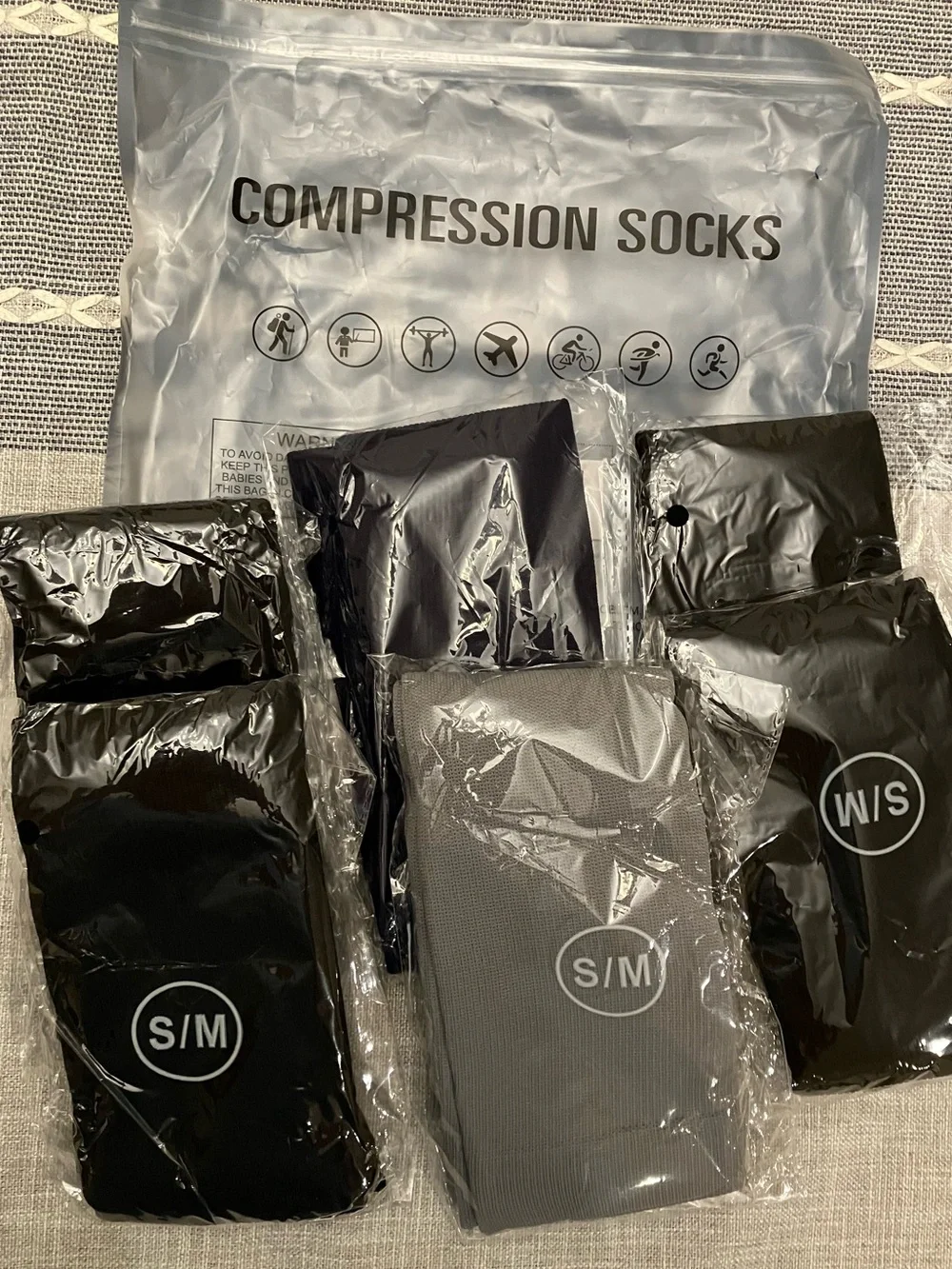 6 pair Compression Socks, size S/M